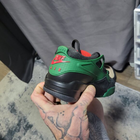 New Jordan 4 6Y - Picture 2 of 2